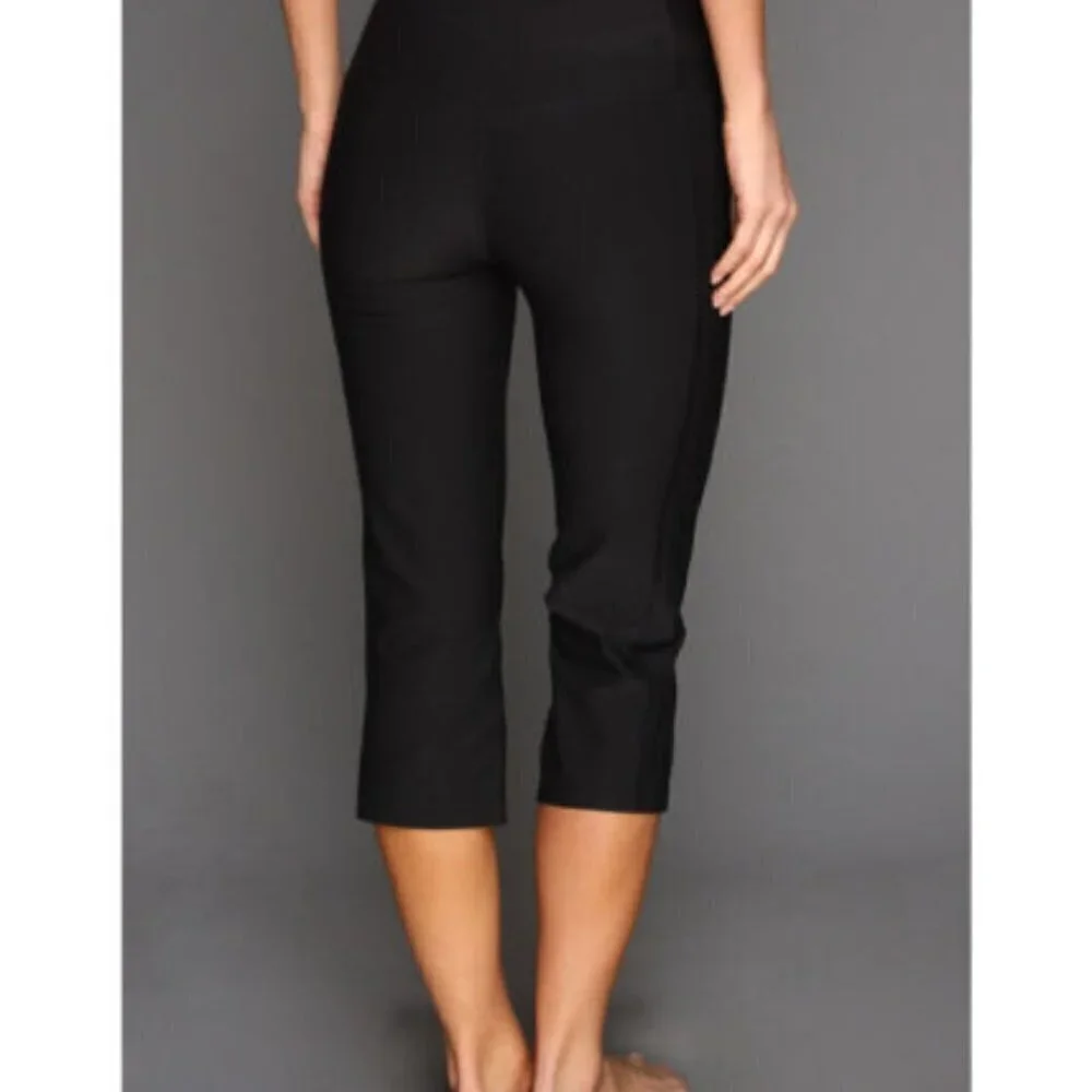 Nike Women's Legend 2.0 Slim Dri-FIT Polyester Black Capri( 548497 ) - Small